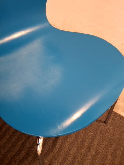 Skal stol mellem blå ( RK nr 3040 A )